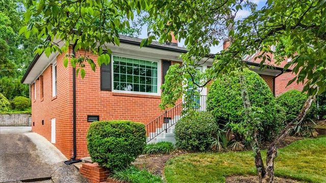 214 Mayflower Drive, Greensboro, NC 27403