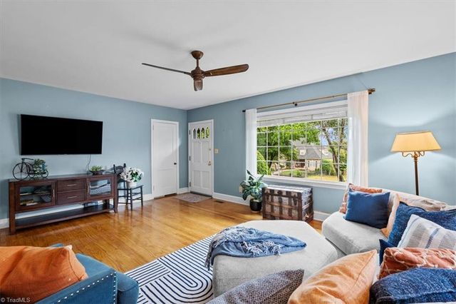 214 Mayflower Drive, Greensboro, NC 27403