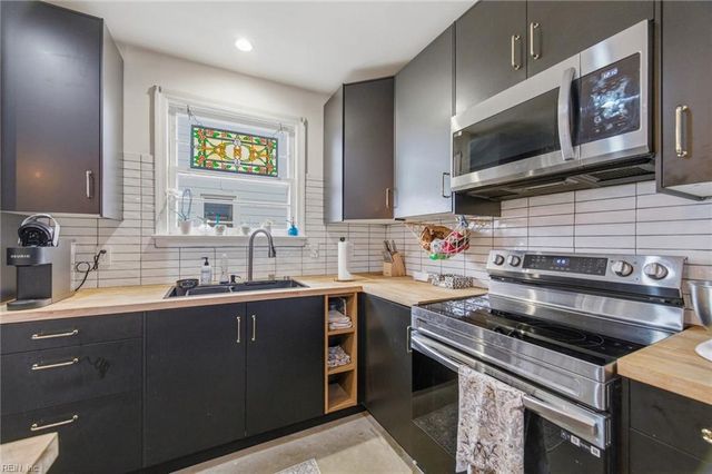 8810 Devon ST, Norfolk, VA 23503