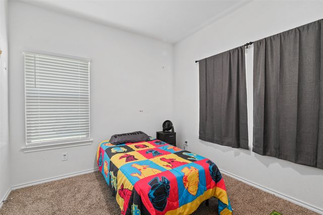 2729 Royal Acres Drive, Denton, TX 76209