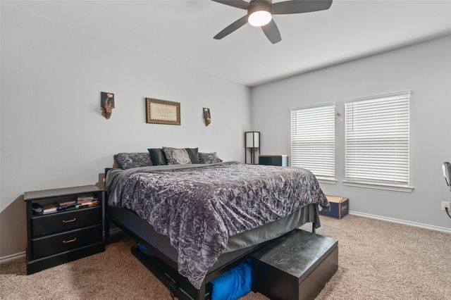 2729 Royal Acres Drive, Denton, TX 76209
