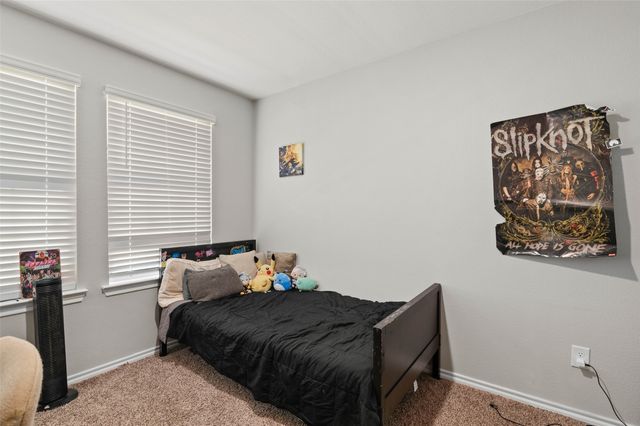 2729 Royal Acres Drive, Denton, TX 76209