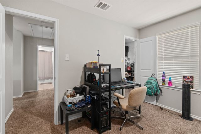 2729 Royal Acres Drive, Denton, TX 76209