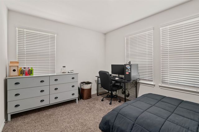 2729 Royal Acres Drive, Denton, TX 76209