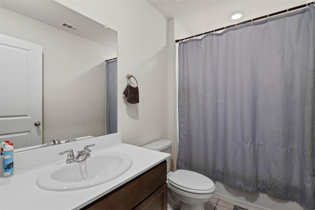2729 Royal Acres Drive, Denton, TX 76209