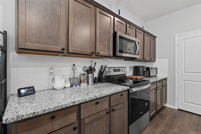2729 Royal Acres Drive, Denton, TX 76209
