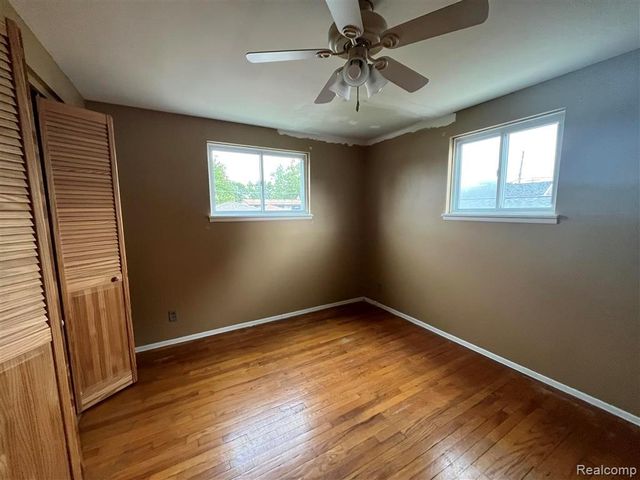 2535 Camel Drive, Sterling Heights, MI 48310