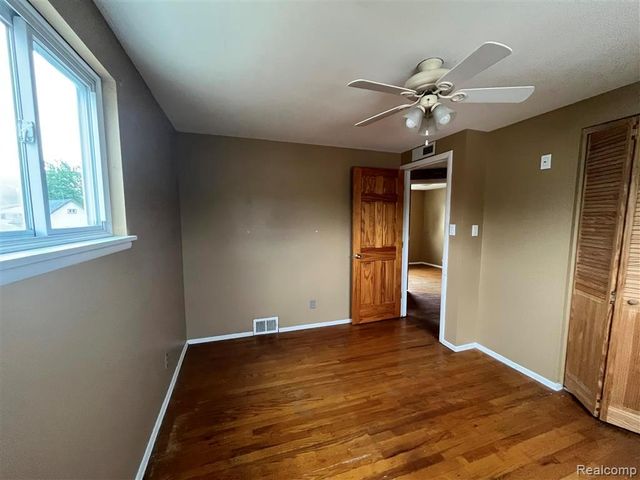 2535 Camel Drive, Sterling Heights, MI 48310