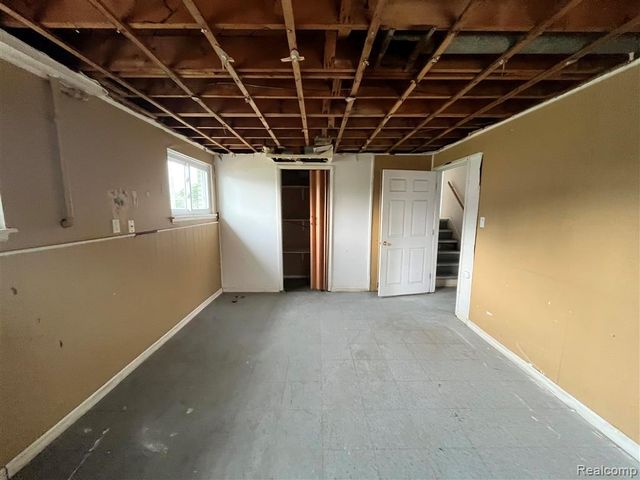 2535 Camel Drive, Sterling Heights, MI 48310
