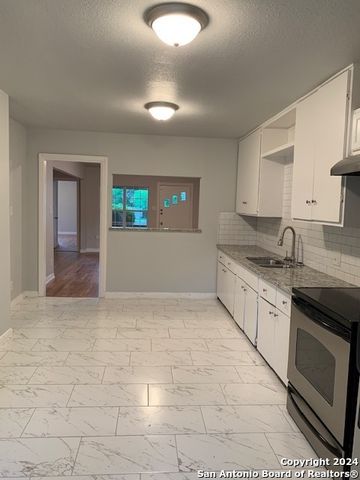 1505 DONALDSON AVE, San Antonio, TX 78228