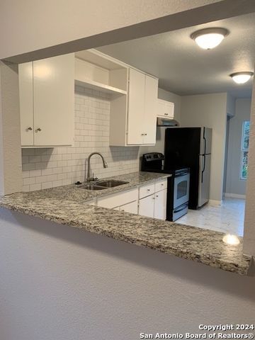 1505 DONALDSON AVE, San Antonio, TX 78228