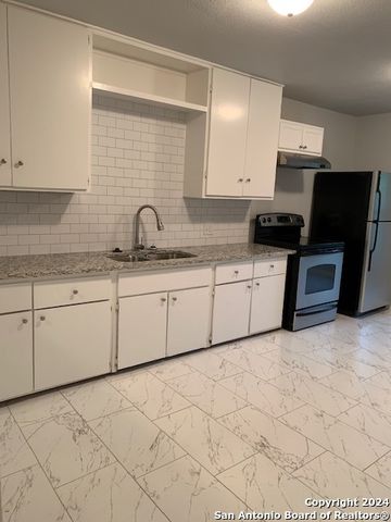 1505 DONALDSON AVE, San Antonio, TX 78228