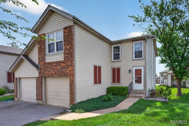 763 Sugar Glen Drive 4, St Peters, MO 63376
