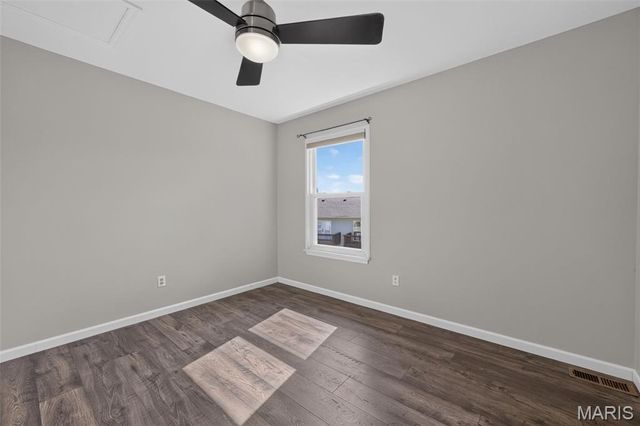 763 Sugar Glen Drive 4, St Peters, MO 63376