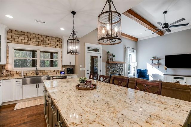 1001 Glenloch Road, Roopville, GA 30170