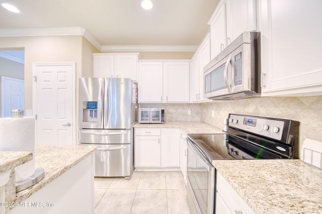 14010 BERRYVIEW Road, Jacksonville, FL 32258