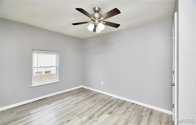 900 N Elm Avenue, Webster Groves, MO 63119