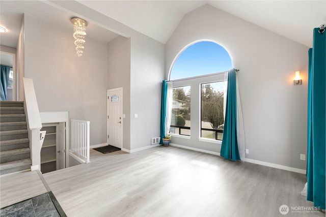 11944 SE 212th Place, Kent, WA 98031