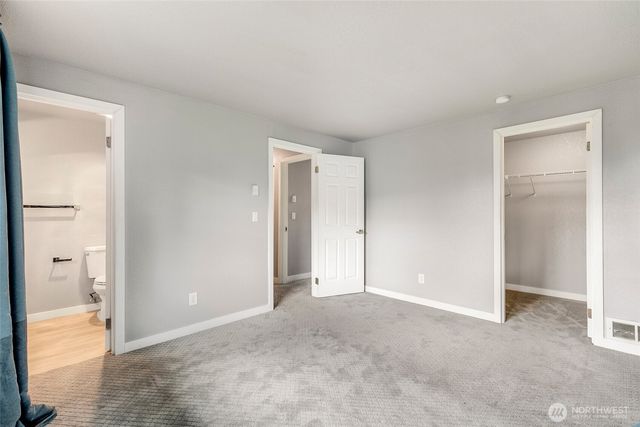 11944 SE 212th Place, Kent, WA 98031