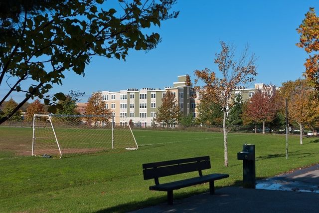 87 New 207, Cambridge, MA 02138