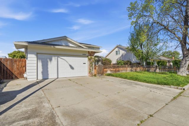1454 Arlington Road, Livermore, CA 94551