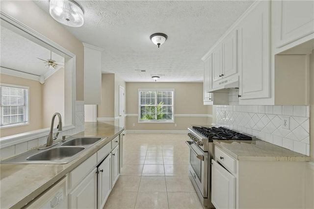 2084 Green Gate Place, Grayson, GA 30017