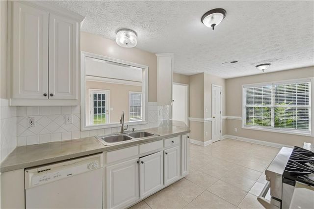 2084 Green Gate Place, Grayson, GA 30017