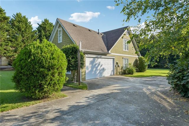 2084 Green Gate Place, Grayson, GA 30017