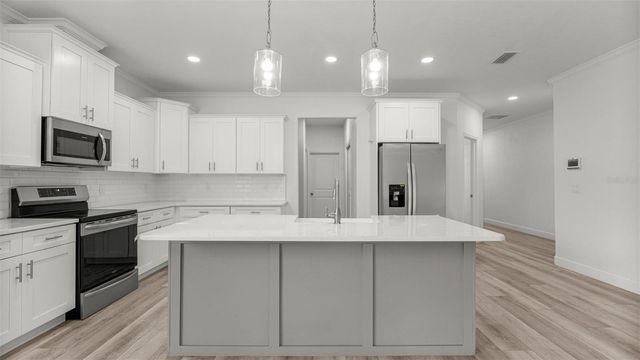 6657 SW 15TH PLACE, Gainesville, FL 32607
