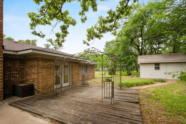 1 Oakridge Circle, Star Harbor, TX 75148