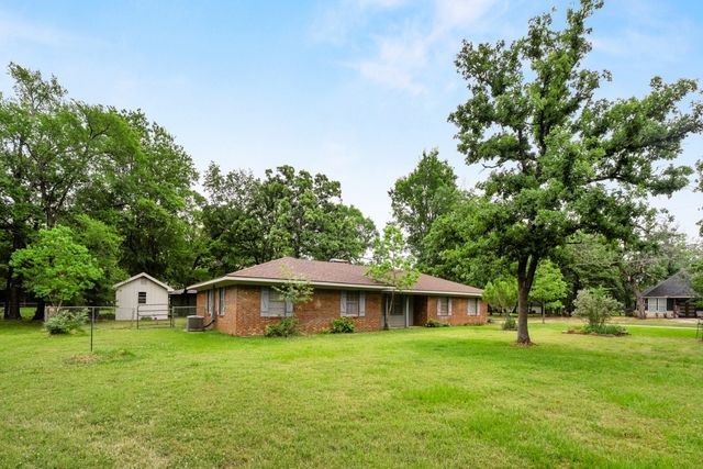 1 Oakridge Circle, Star Harbor, TX 75148