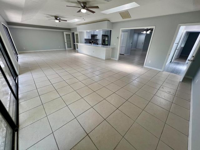 2617 SW Chestnut Lane, Port St Lucie, FL 34953