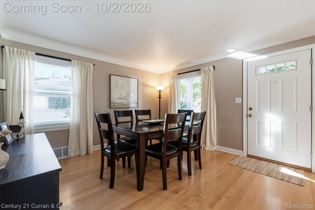 629 Ellen Avenue, Royal Oak, MI 48073