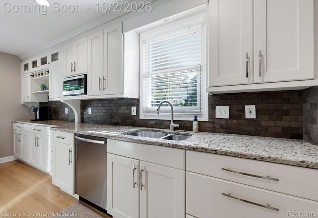 629 Ellen Avenue, Royal Oak, MI 48073