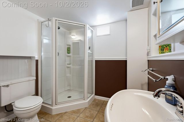 629 Ellen Avenue, Royal Oak, MI 48073