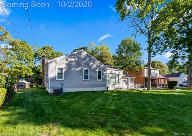 629 Ellen Avenue, Royal Oak, MI 48073