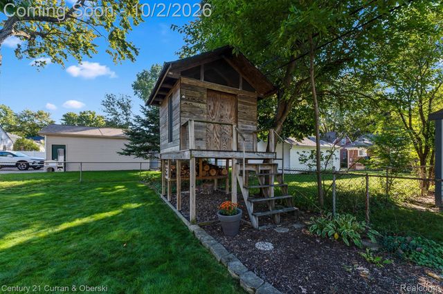 629 Ellen Avenue, Royal Oak, MI 48073