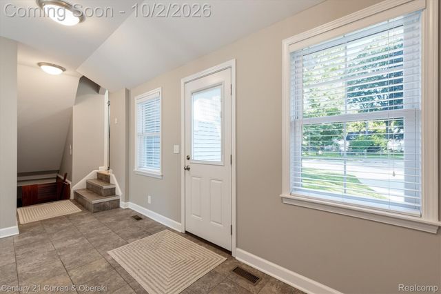 629 Ellen Avenue, Royal Oak, MI 48073