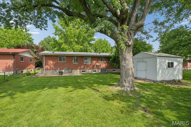 310 Paul Avenue, Florissant, MO 63031
