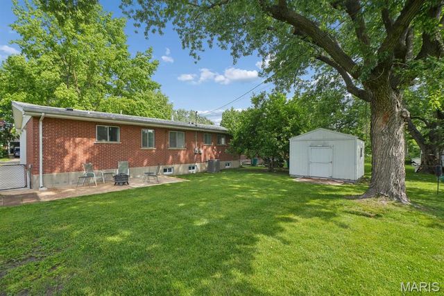 310 Paul Avenue, Florissant, MO 63031