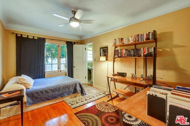 1453 Thompson Avenue, Glendale, CA 91201