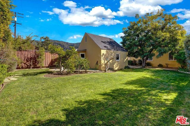 1453 Thompson Avenue, Glendale, CA 91201