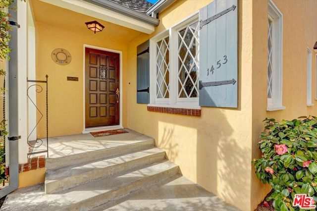 1453 Thompson Avenue, Glendale, CA 91201