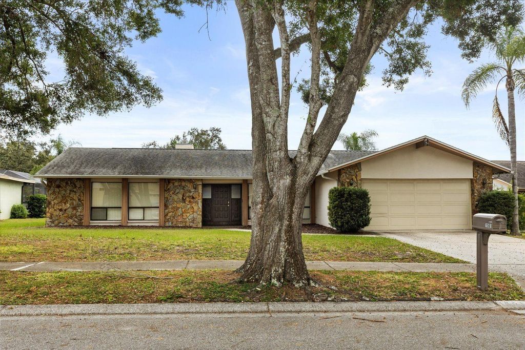 1561 MAC CHARLES COURT, Dunedin, FL 34698