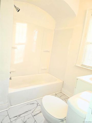 15757 Stansbury Street, Detroit, MI 48227