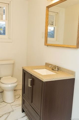 15757 Stansbury Street, Detroit, MI 48227