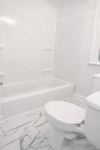 15757 Stansbury Street, Detroit, MI 48227