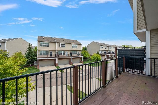 27928 Hopkins Drive, Novi, MI 48377