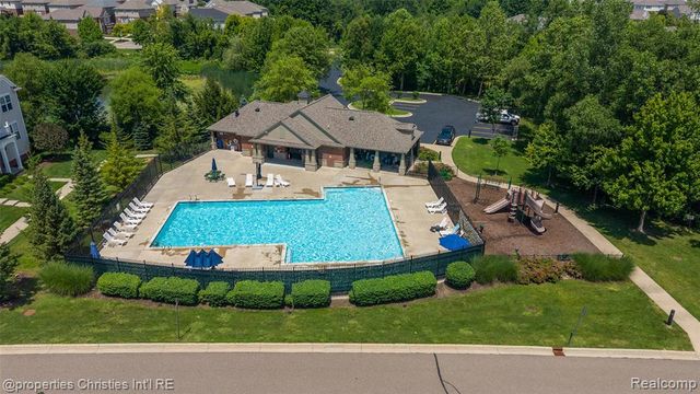 27928 Hopkins Drive, Novi, MI 48377
