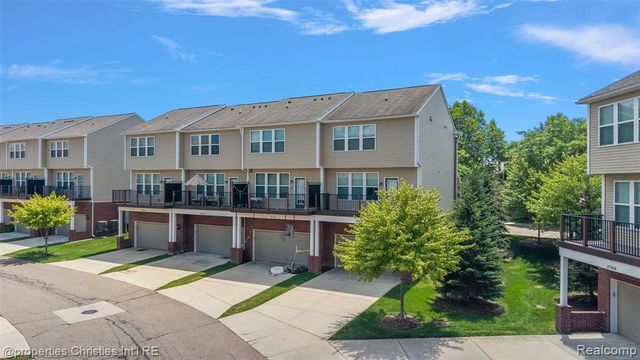 27928 Hopkins Drive, Novi, MI 48377